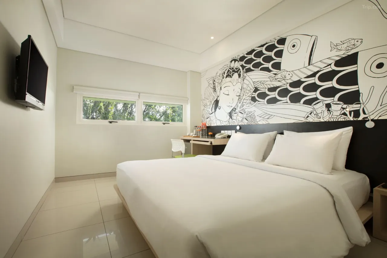Grandmas Plus Hotel Airport Ngurah Rai Bali, budget-friendly and clean hotel for quick airport stays.