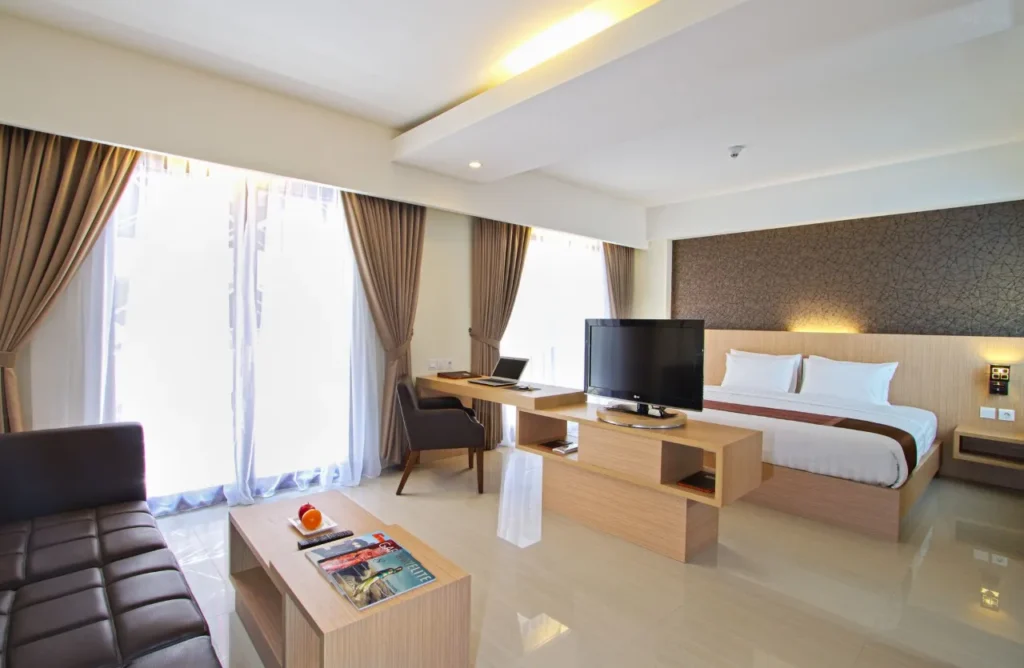 Sense Sunset Hotel Seminyak, stylish and modern hotel with complimentary breakfast, providing best value in Bali's trendy area.