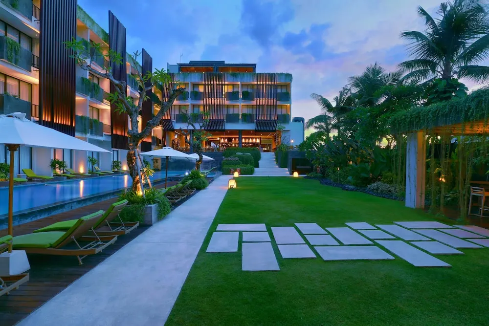 Find Bali's best budget hotels. These places offer comfort without a high price.