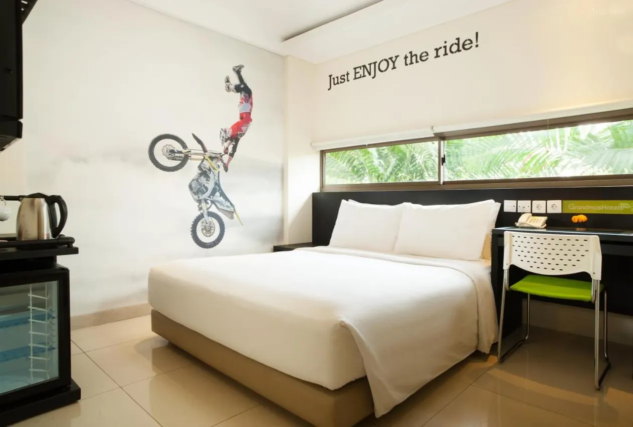 Enjoy modern rooms at Grandmas Plus Hotel Seminyak. This hotel provides an ideal base for exploring.