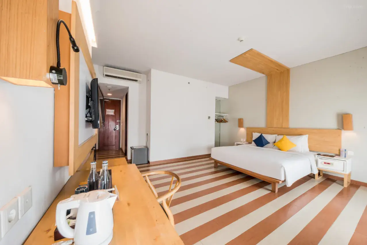 Enjoy modern comfort at The ONE Legian. This hotel is perfect for exploring the area.