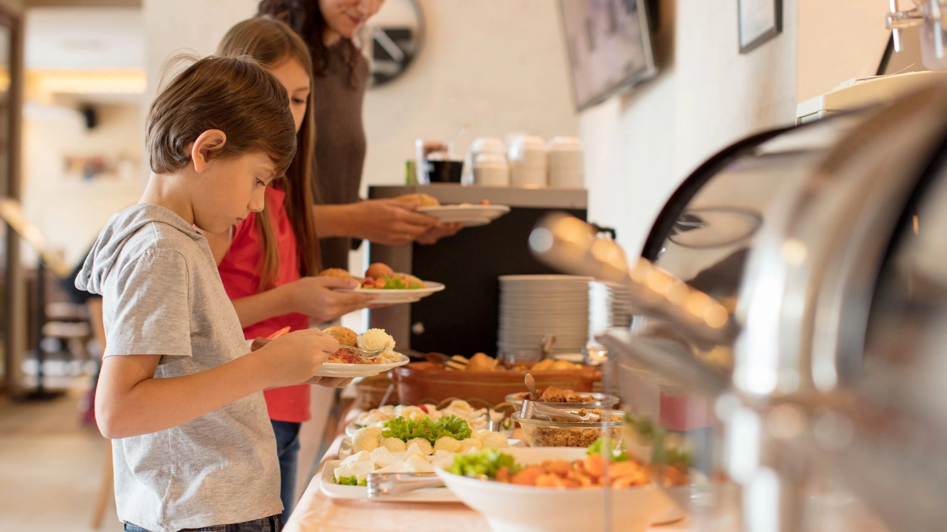 Affordable Bali accommodation with comfortable rooms and breakfast included.