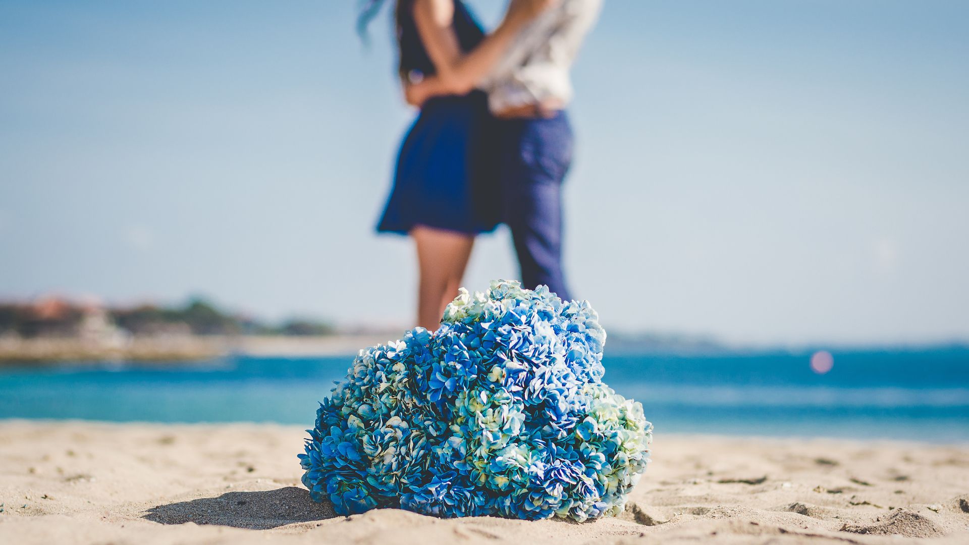 Seven-day Bali honeymoon plan with temples, beaches, and luxury villas.