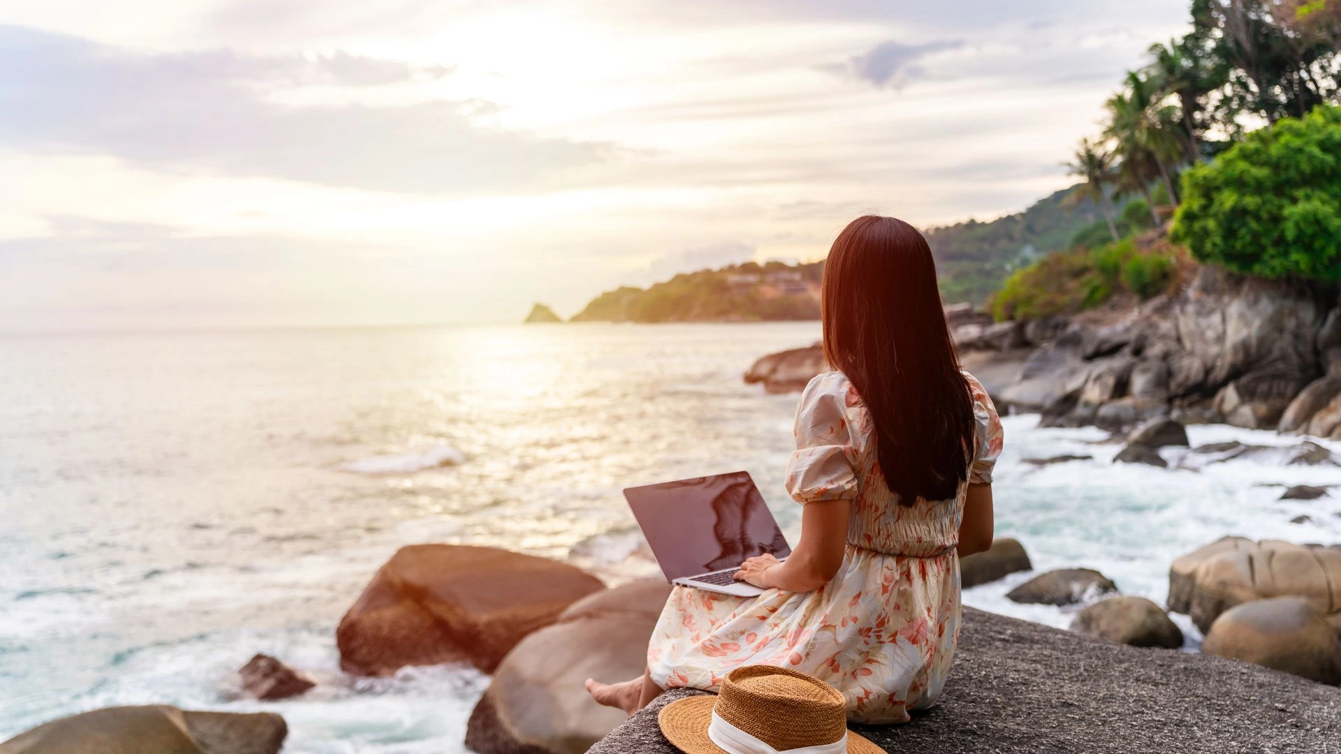 Importance of reliable internet connection for work in Bali.