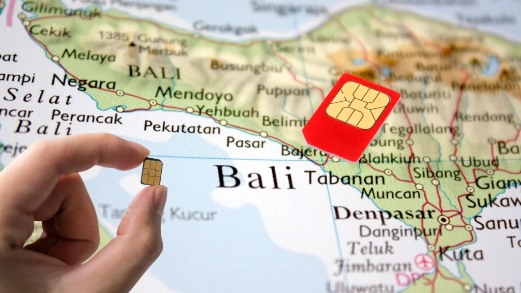 Best Bali internet options for travelers 2025, comparing local SIM cards and Pocket WiFi devices