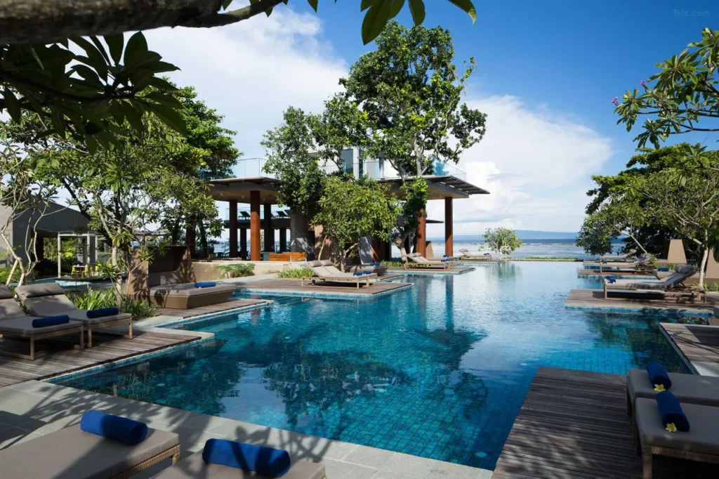 Collage of Bali beachfront hotels, villas, and resorts with pools, balconies, and complimentary breakfast.