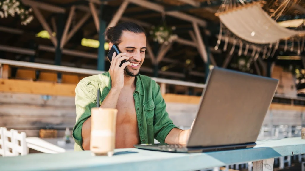 Best Bali digital nomad workspaces with fast reliable Wi-Fi, showing productive co-working spaces and cafes in Ubud, Canggu, Seminyak