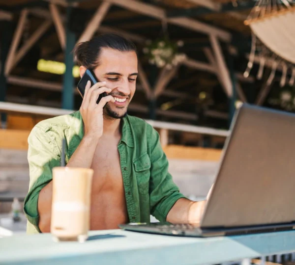 Best Bali digital nomad workspaces with fast reliable Wi-Fi, showing productive co-working spaces and cafes in Ubud, Canggu, Seminyak