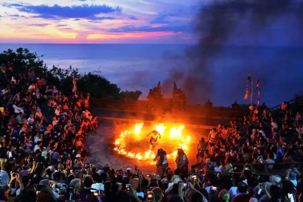 Uluwatu Spectacle Tour: Sunset, Kecak Dance & South Bali’s Hidden Gems